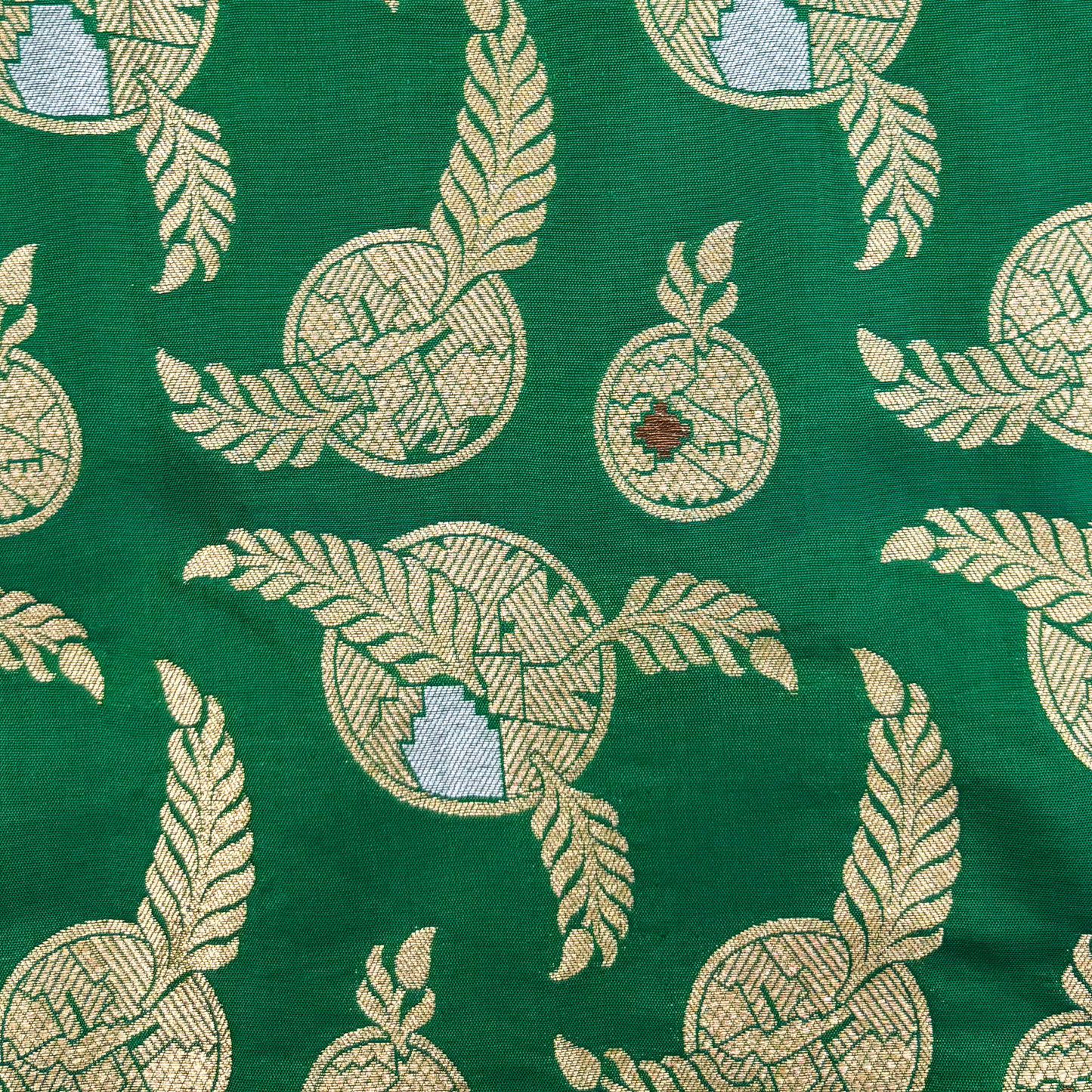 SILK-0040